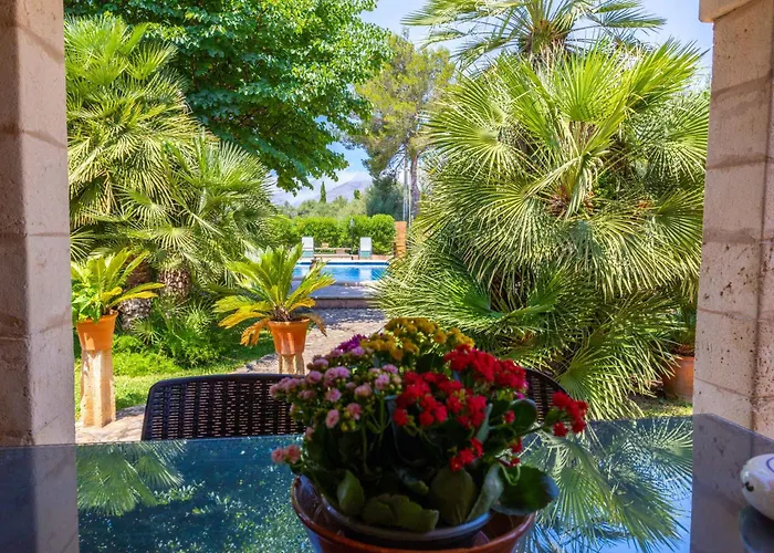 Dom wakacyjny Sunny With Private Pool, Ac And Wifi