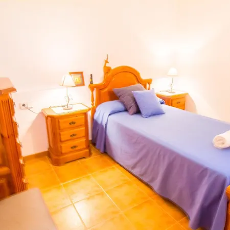 Sunny With Private Pool, Ac And Wifi