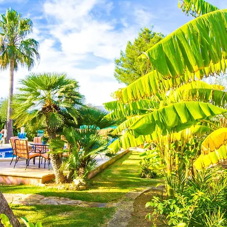 Sunny With Private Pool, Ac And Wifi