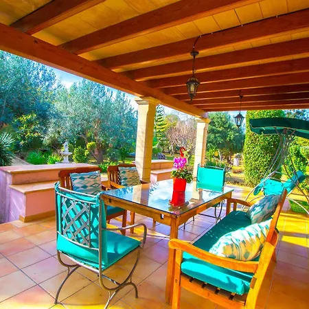 Дом отдыха Sunny With Private Pool, Ac And Wifi Поланко