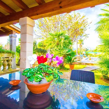 Дом отдыха Sunny With Private Pool, Ac And Wifi