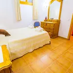 Sunny With Private Pool, Ac And Wifi Casa de Férias