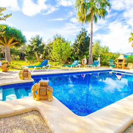 Sunny With Private Pool, Ac And Wifi Ferienhaus