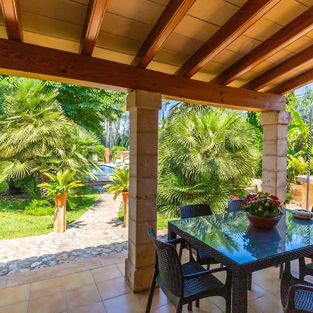 Sunny With Private Pool, Ac And Wifi Holiday home *