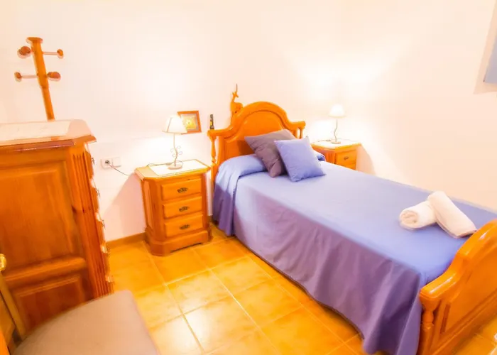 Sunny With Private Pool, Ac And Wifi